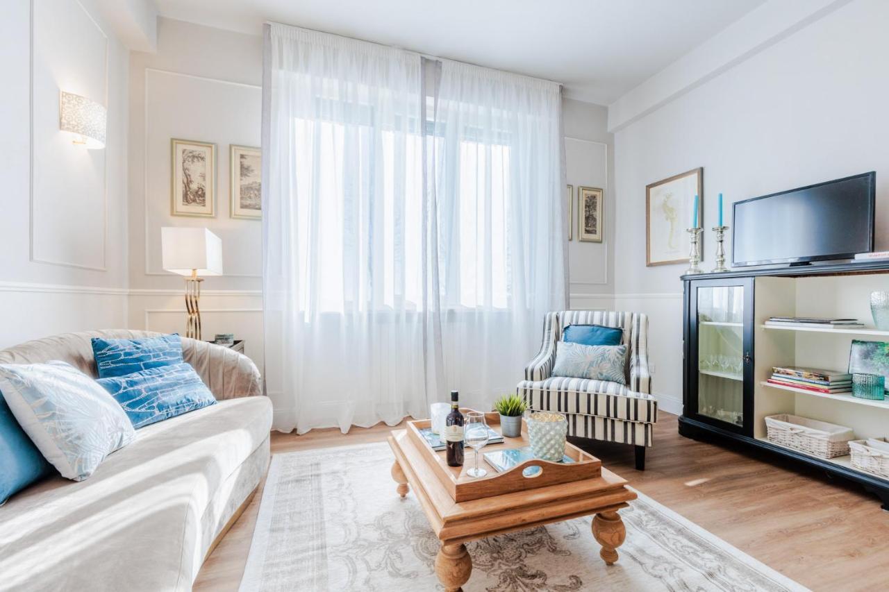 "Libeccio Apartment" Fronte Mare Con Garage Privato Lido di Camaiore Exterior foto