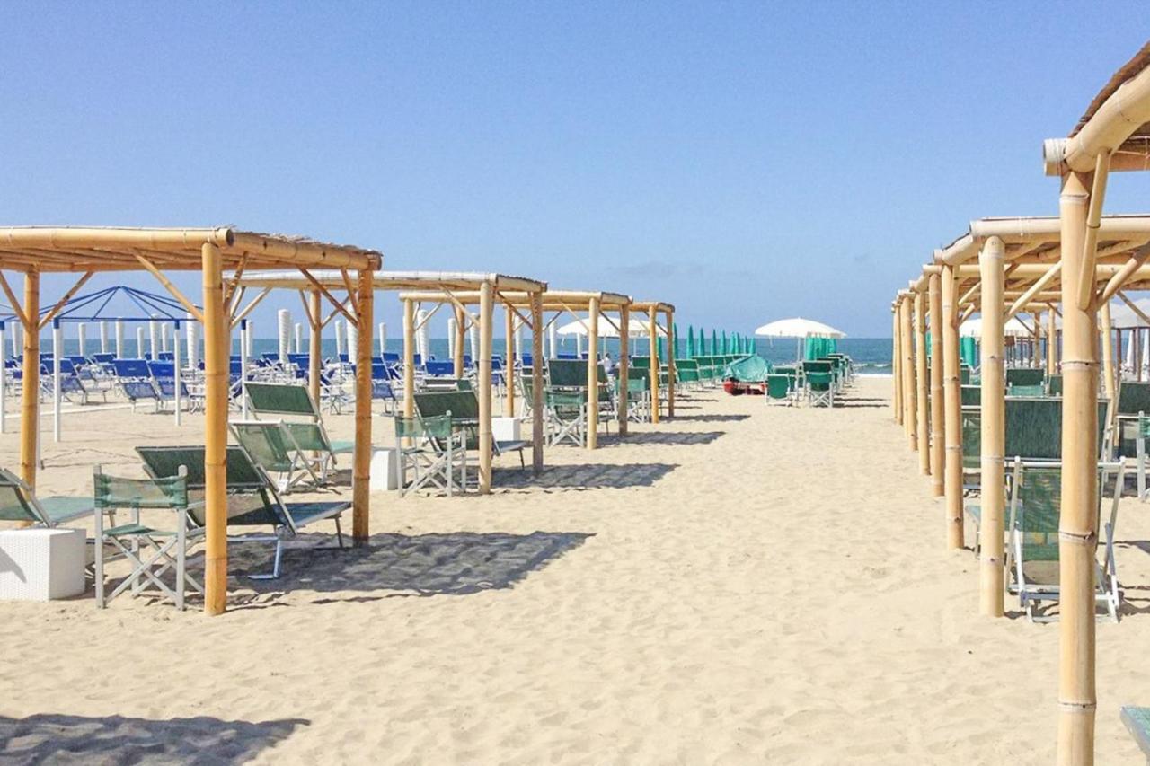 "Libeccio Apartment" Fronte Mare Con Garage Privato Lido di Camaiore Exterior foto