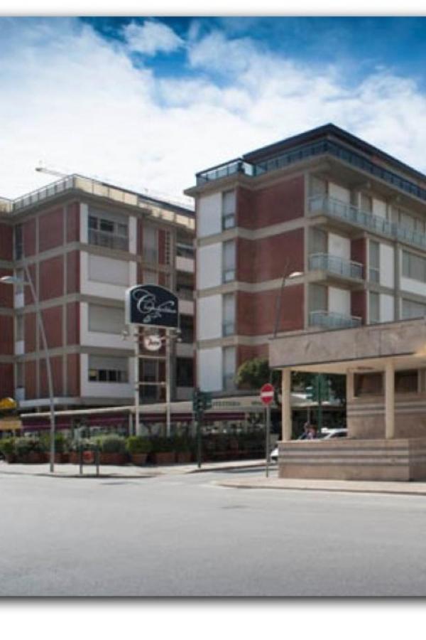 "Libeccio Apartment" Fronte Mare Con Garage Privato Lido di Camaiore Exterior foto